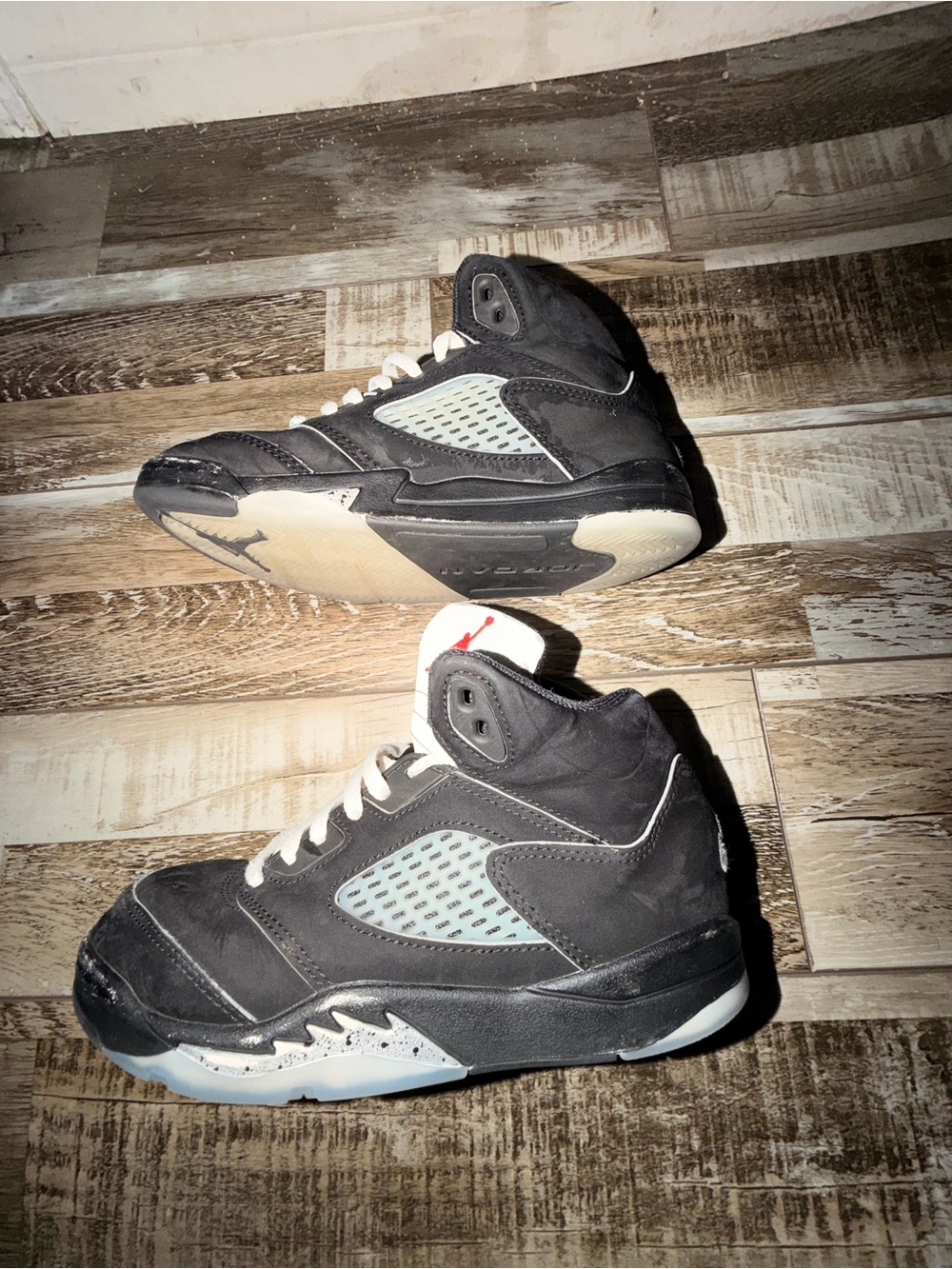 Jordan Kids Black, White, and Red Jumpman High-Top Sneakers - Picture 6 of 9